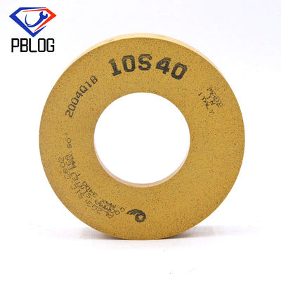 Polissage du verre à l'aide d'une roue de polissage du verre - Boîte de carton