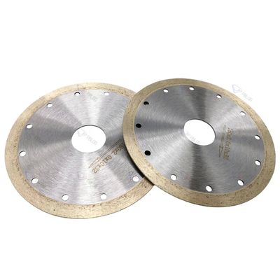 Disque de découpe de diamants de 4 à 10 pouces pour des rainures et des coupes précises Contenu de l'emballage 1 X