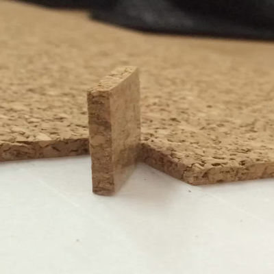 Diviseur de verre en bois doux imperméable à l'eau avec finition naturelle