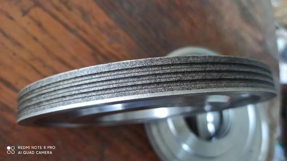 Roues à diamants à double rainure nettes et durables pour machines à double bord rond