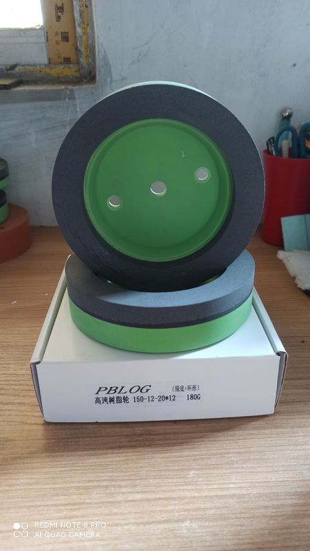Roue de meulage en résine de verre mince de 150 mm / roue en résine de verre mince utilisée pour machine à double tranchant